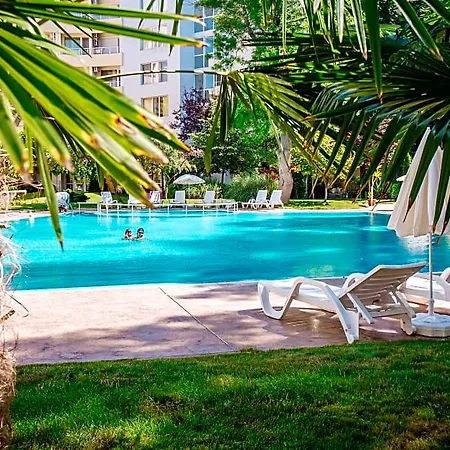 Yassen Mng Hotel 3*